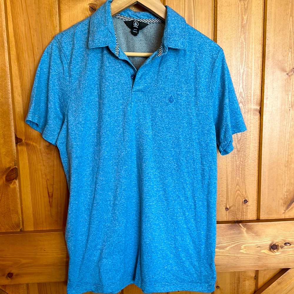 Volcom Men’s Medium collared polo shirt sleeve shirt pull over 2 button